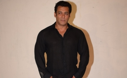 salman khan_020180713114817_l